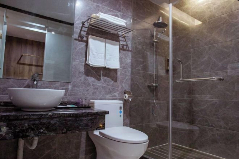 Bathroom 4, Kevin Boutique Hotel, Guilin