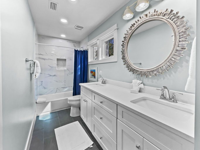 Bathroom 4, Breakers Plus Carriage House 4 Bedroom Home by RedAwning, Walton