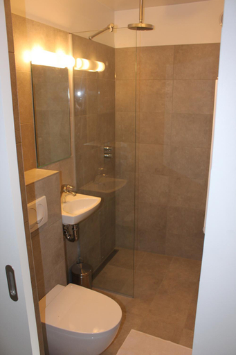 Bathroom 3, Brekkugerdi Guesthouse, Biskupstungnahreppur