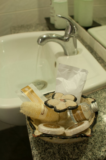 Bathroom, Kasemsarn Hotel Chanthaburi, Muang Chanthaburi