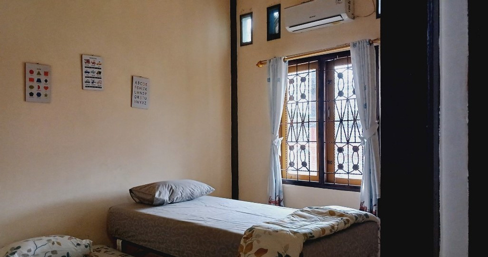 Bedroom 3, Rumah 4 kamar w/150 Mbps & Home Theater, Palembang