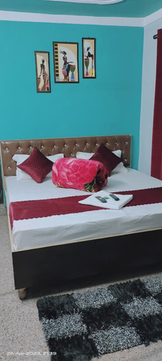 Bedroom 5, Vasudev lodge Gopeshwar, Chamoli