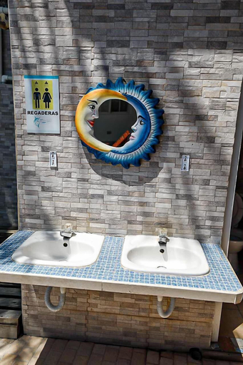 Bathroom, Hotel Marlin Mi Paraiso, Taxisco