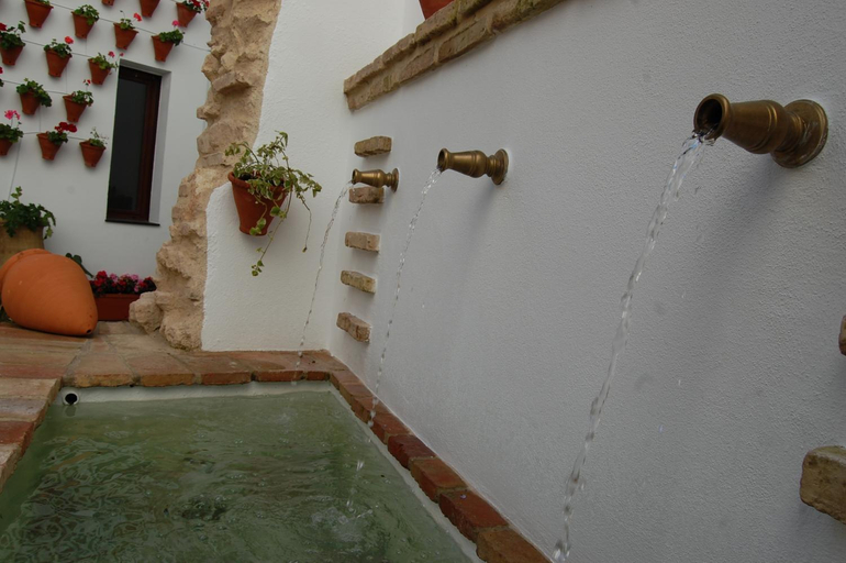 Others 4, ALHAJAS DE CORDOBA, Córdoba