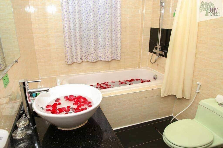 Bathroom 5, My Hotel Myanmar, Yangon
