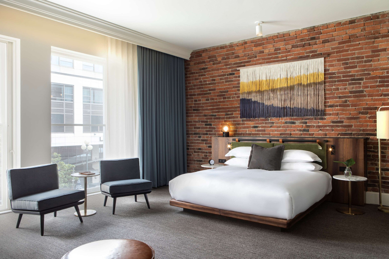 Bedroom 2, The Alexis Royal Sonesta Hotel Seattle, Seattle