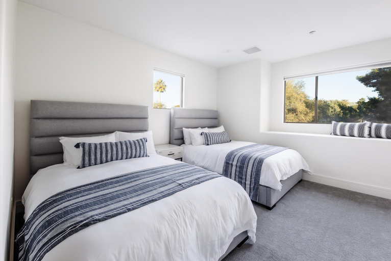 Bedroom 3, Luxury Dream House!! Sleeps 16 - On Golf Course, Maricopa