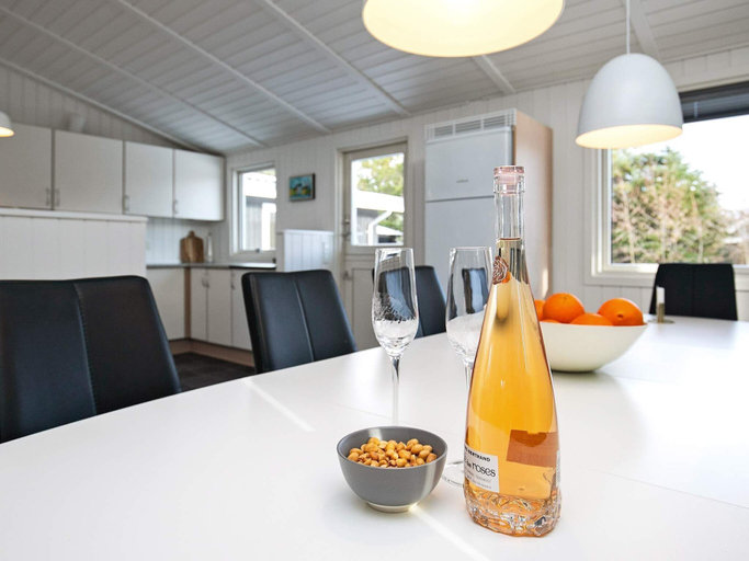 Others 5, Peaceful Holiday Home in Blavand Denmark With Terrace, Varde