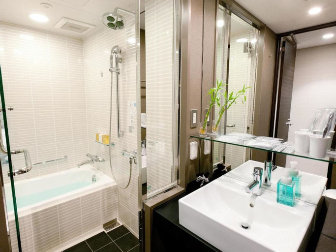 Bathroom 29