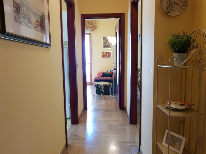 Others 5, Garden Apartment, Savona
