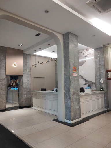 Public Area 3, Boss Mansion, Khlong Toey
