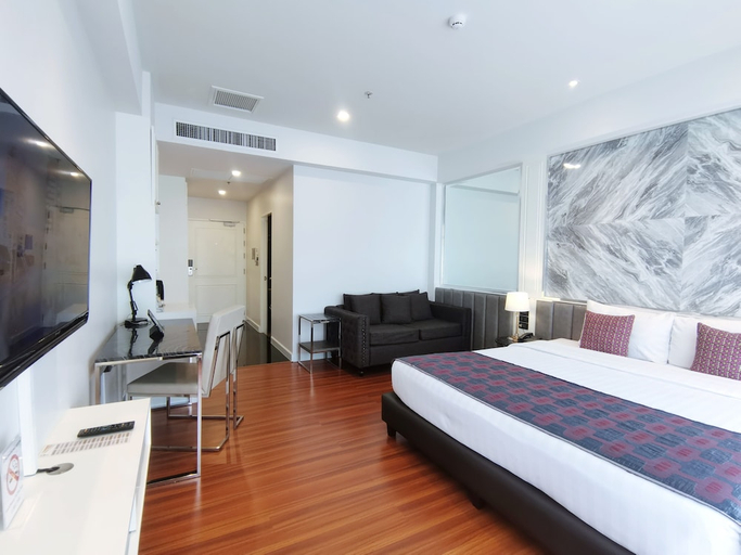 Bedroom 2, The Bless Hotel and Residence, Wattana