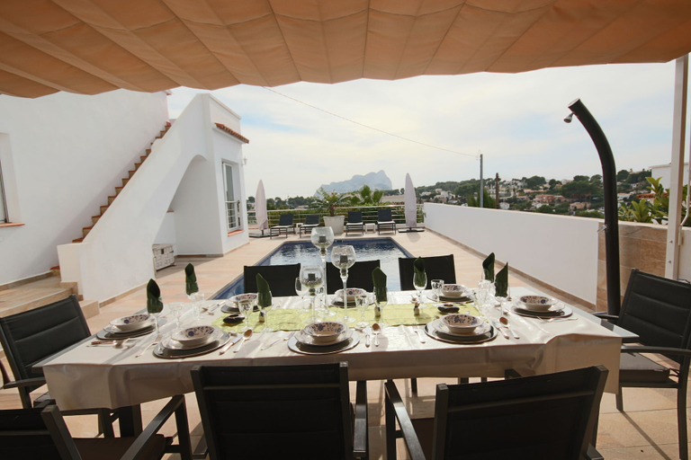 Food & Drinks, Private Family Retreat With Pool Short Walk to the Sea, Alicante