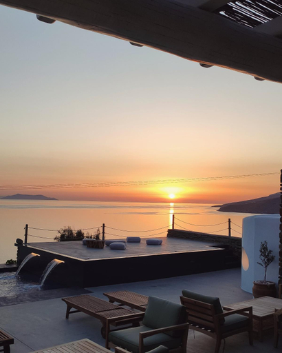 Food & Drinks 5, Avissalou Apartments, South Aegean