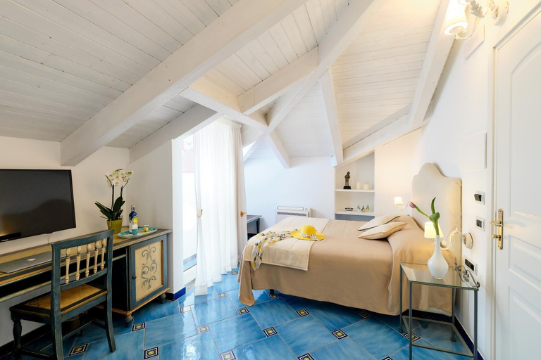 Bedroom 2, Villa Fabiana, Salerno