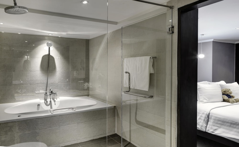 Bathroom 3, S 15 Sukhumvit, Wattana