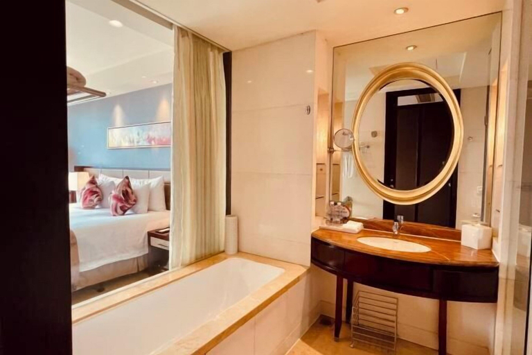 Bathroom 4, Lishui Overseas Chinese Hotel, Lishui