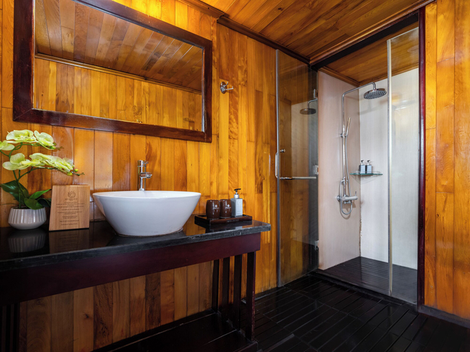 Bathroom 3, Hera Classic Boutique Cruise, Hạ Long