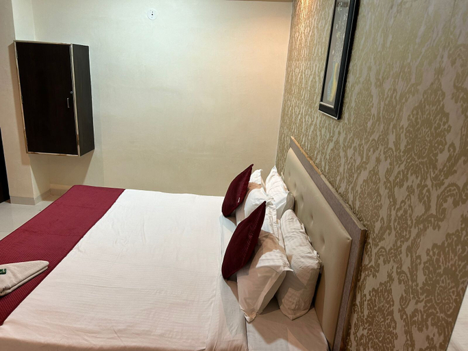 Bedroom 1, Hotel SS-1, Indore