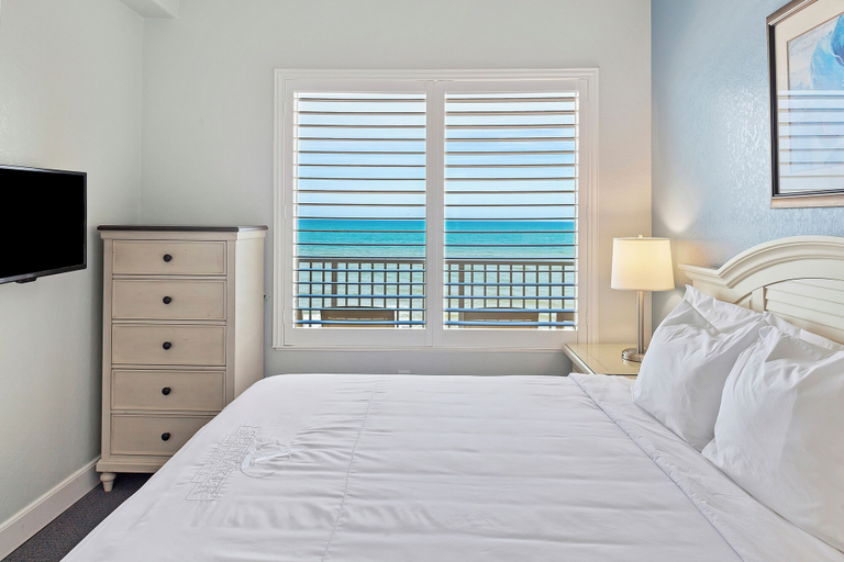 Bedroom 4, Royal Floridian South by Spinnaker, Volusia
