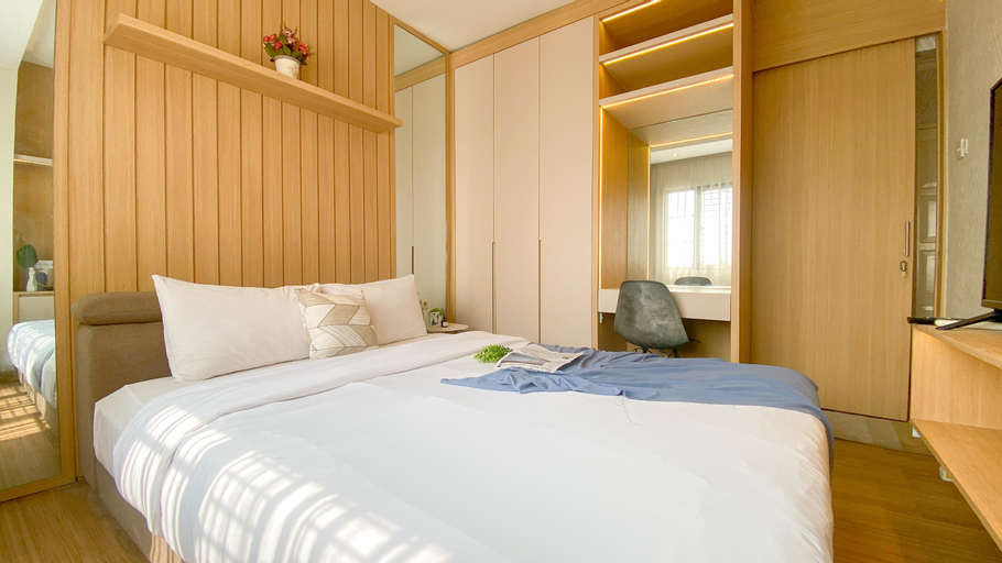 Bedroom 5, Modern Look 2BR at Puri Garden Apartment By Travelio, West Jakarta