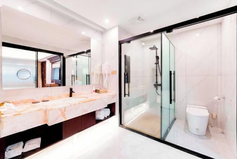 Bathroom 3, Jiarong Grand Hotel, Ngawa Tibetan and Qiang