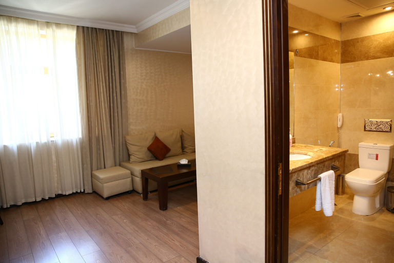 Bathroom 3, Smith's Boutique Hotel, Baku