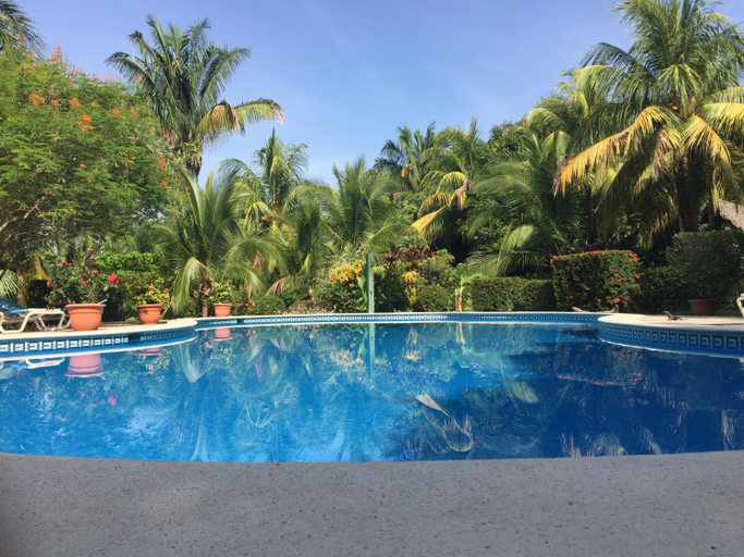 Sport & Beauty 5, Mal Pais Surf Camp, Puntarenas