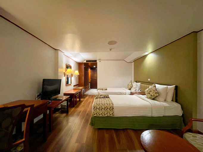 Bedroom 12