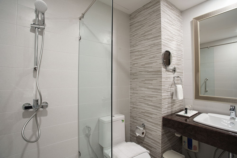 Bathroom 3, Mac Boutique Suites, Wattana