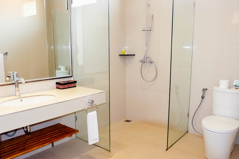 Bathroom 3
