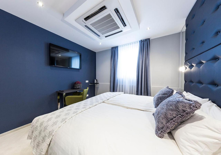 Bedroom 10