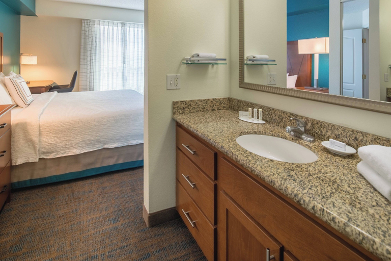 Bathroom, Residence Inn by Marriott Portland North, Multnomah