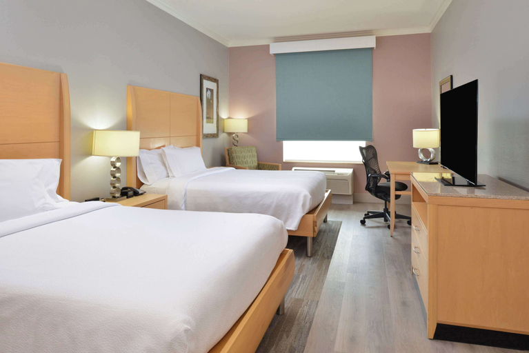 Bedroom 3, Hilton Garden Inn Denton, Denton