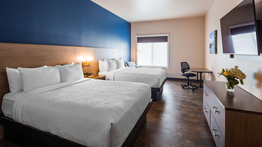 Bedroom 3, The Forge Hotel, BW Signature Collection, Deer Lodge