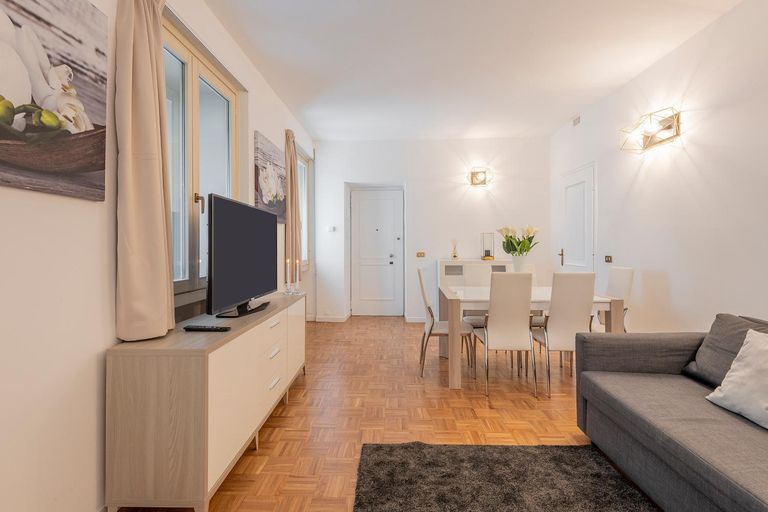 Others 5, Milan Royal Suites - Centro, Milano