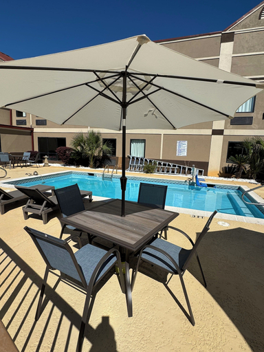 Sport & Beauty 5, Red Roof Inn Moss Point, Jackson