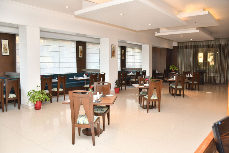 Food & Drinks 3, GIANZ HOTEL, Solan