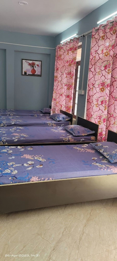 Bedroom 2, Vasudev lodge Gopeshwar, Chamoli