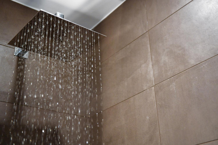 Bathroom 3, Hotel La Rosa, Rimini