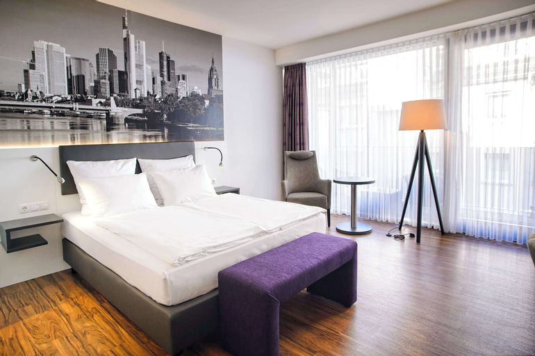 Bedroom 13