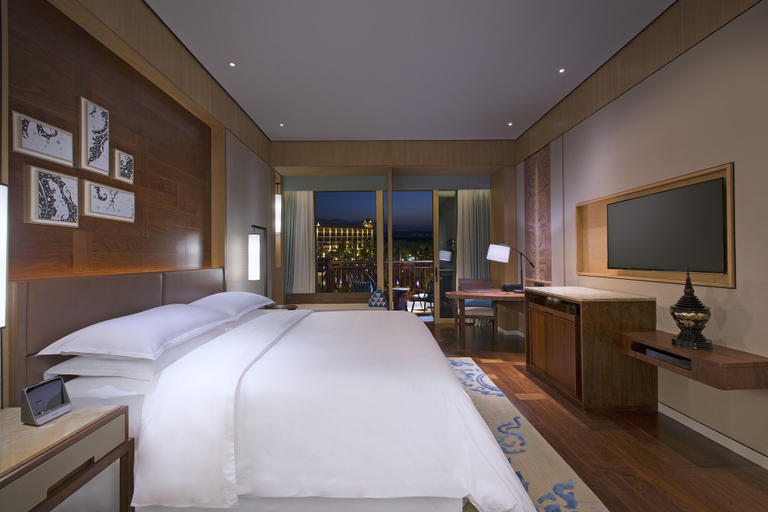 Bedroom 4, Sheraton Grand Xishuangbanna Hotel, Xishuangbanna Dai
