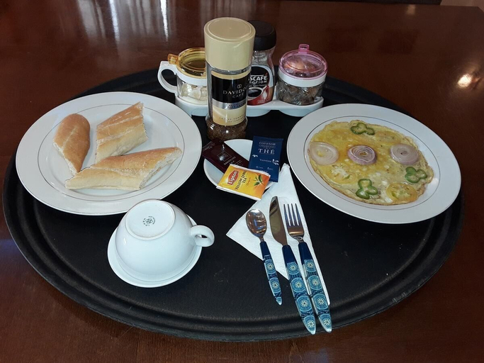 Food & Drinks 5, Relais de l'Atakora, Kloto