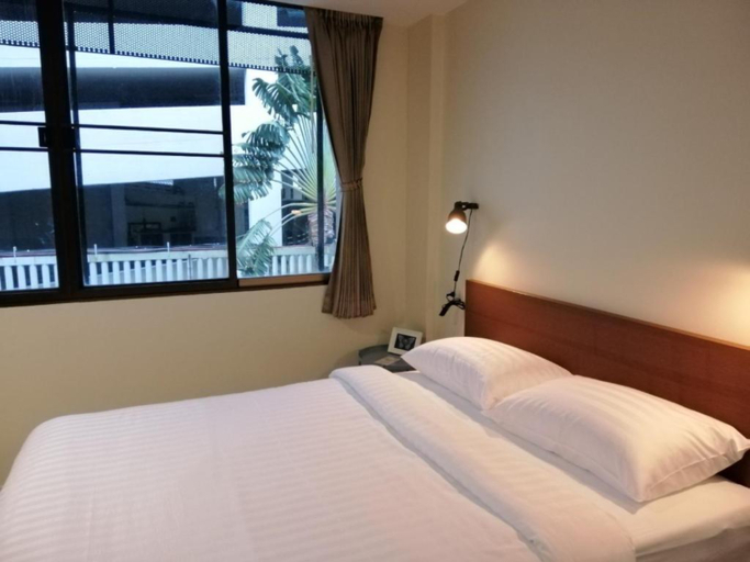 Bedroom 3, The Marble Hostel, Bang Rak