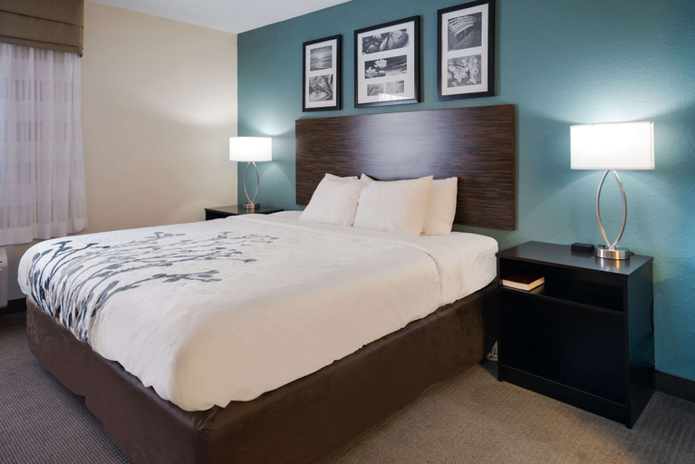 Bedroom 3, Sleep Inn & Suites Port Clinton, Ottawa