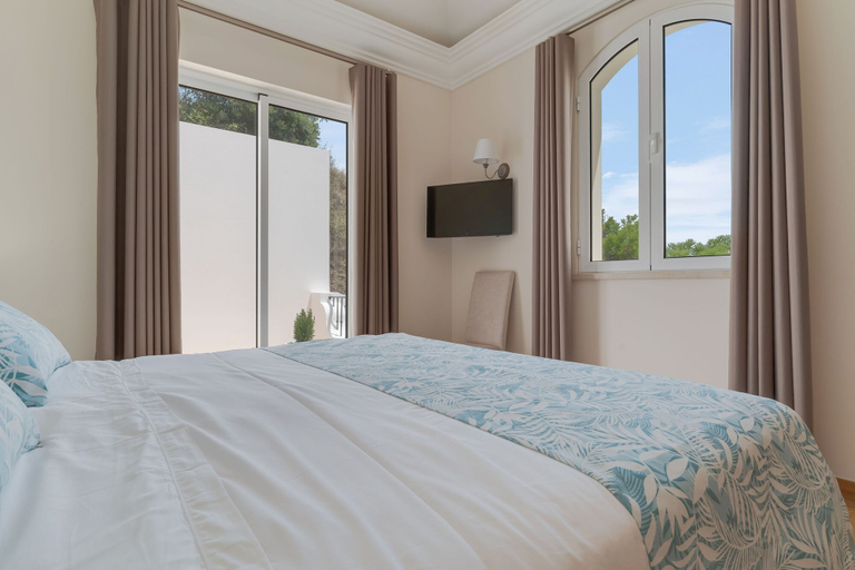 Bedroom 3, Villa Sol Palheiro Village, Funchal