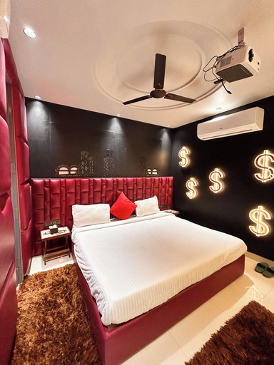 Bedroom 3, Orsom Stays Sassy - Sector 42, Gurgaon