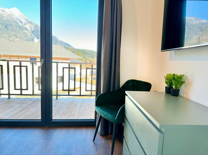 Others 2, Chalet Near Lake Pressegger and Nassfeld ski Area, Hermagor