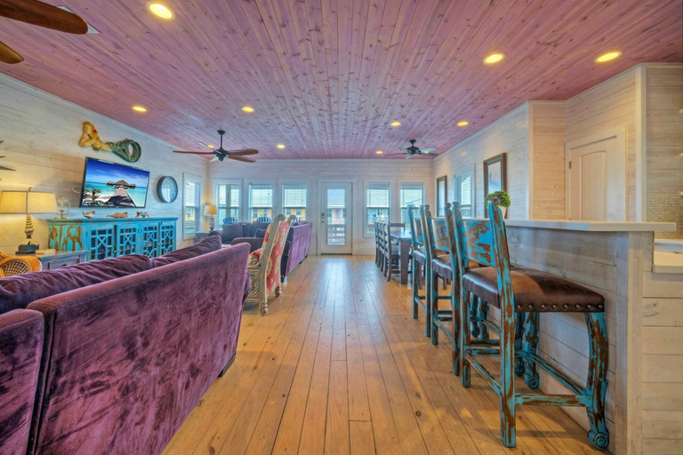 Food & Drinks, Purple Pelican by Avantstay Waterfront Oasis, Nueces