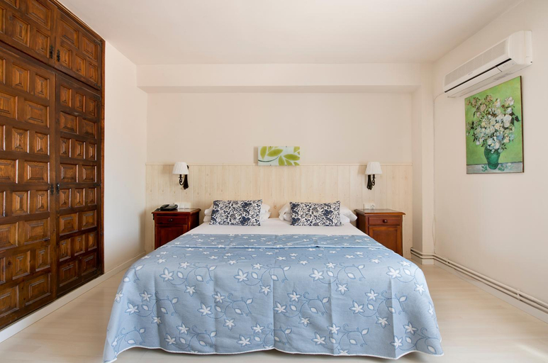 Bedroom 2, Hotel Las Truchas, Zaragoza